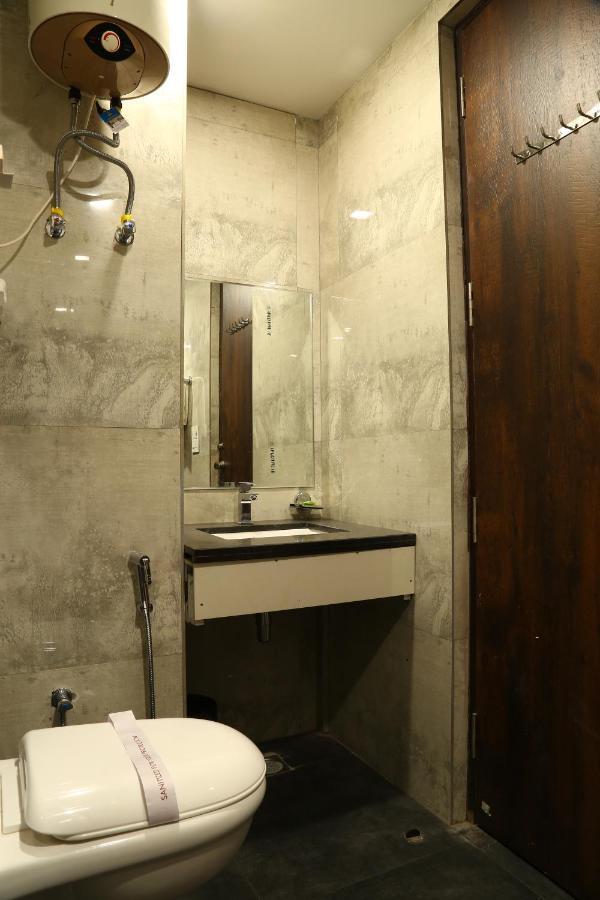 Hotel Kush Ganga - 50 Meter From Har Ki Pauri, Haridwār Eksteriør billede